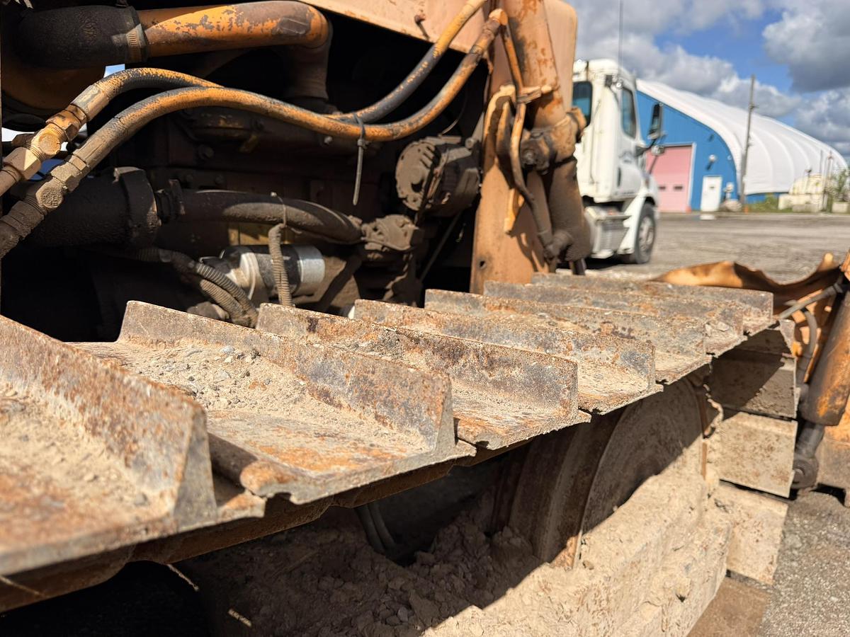 Used 1980 Case 450B Dozer 6 Way Blade