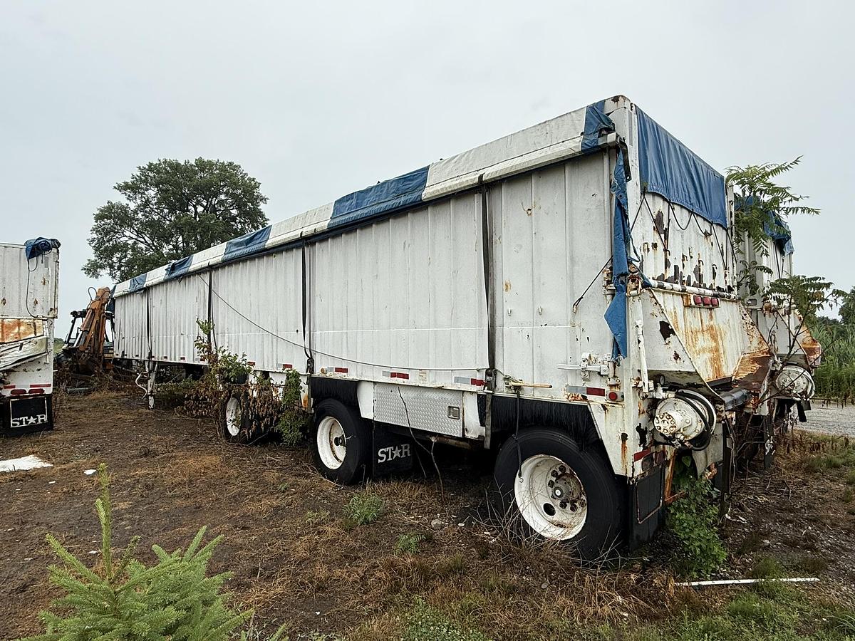Used Star Trailers 3 Axle LIve Bottom Trailers, Package Price