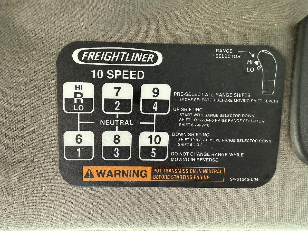 Used 2007 Freightliner Business Class M2, Cat C11, 10 SPeed, 26' Van Body