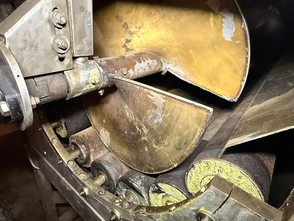 Used Jayco Abrasion Peeler