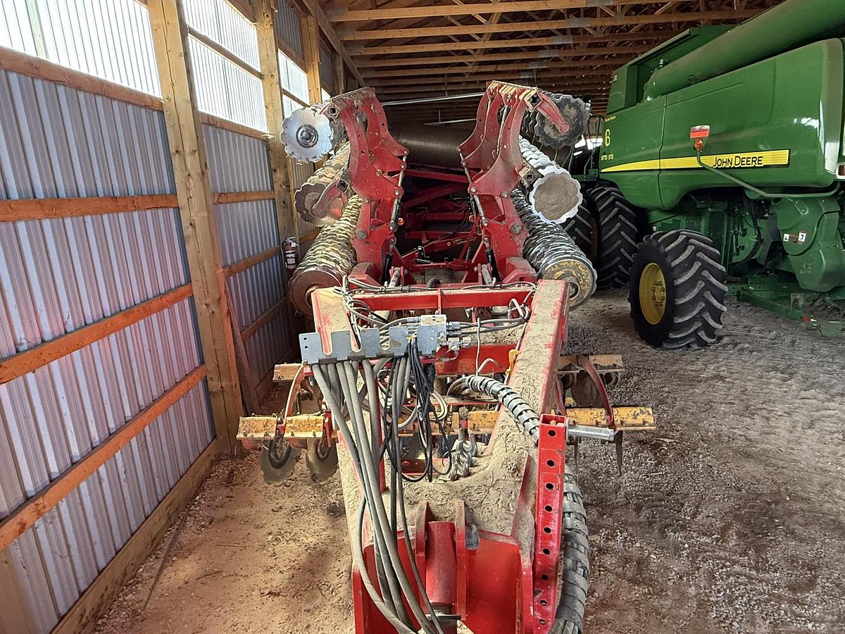 Used 2019 Vaderstad Carrier 925, 9M, New Disk, Steel Packer