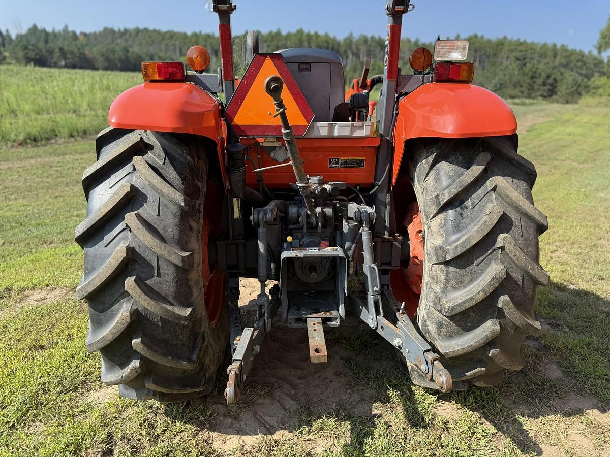 Used 2018 Kubota M7060 Rops, 4WD, Loader Tractor
