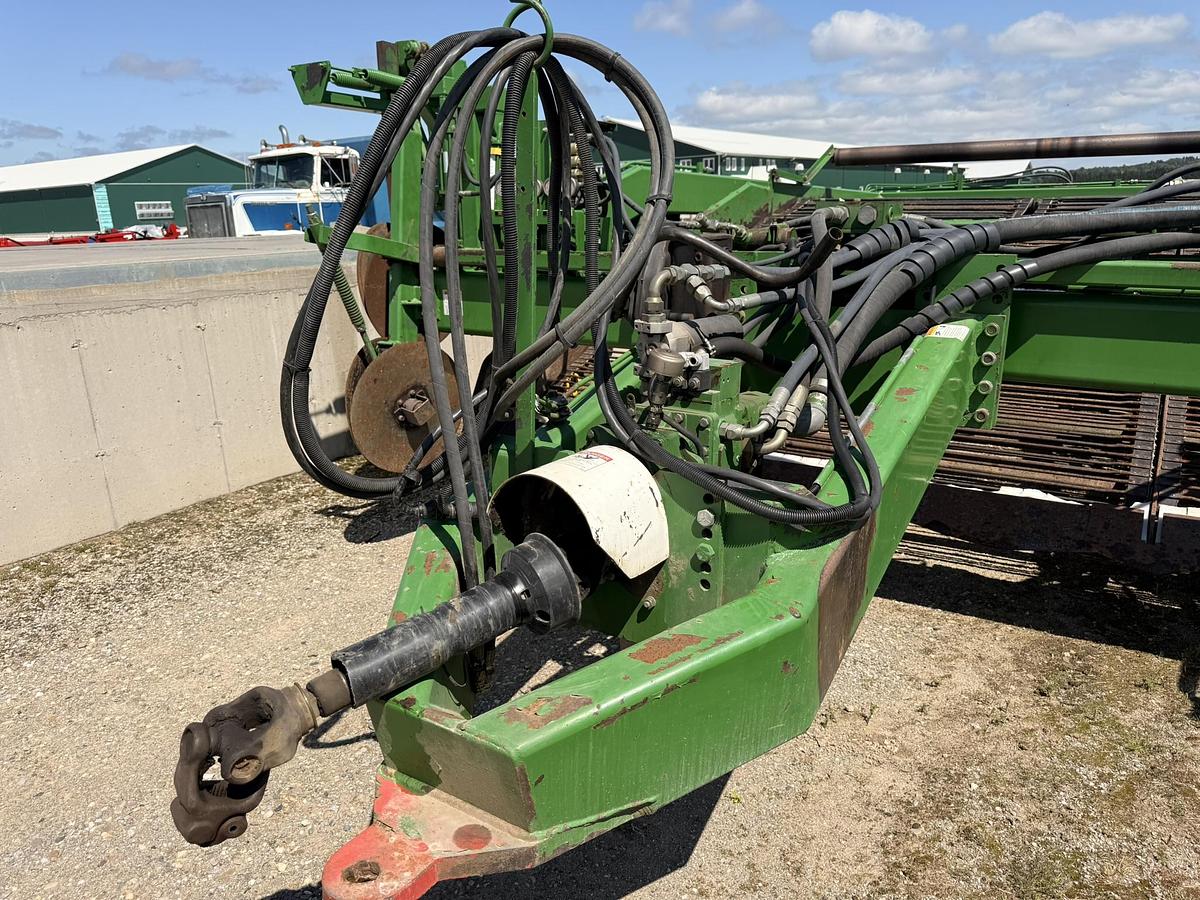 Used 2006 Lenco 4 Row Fully Hydraulic Windrower