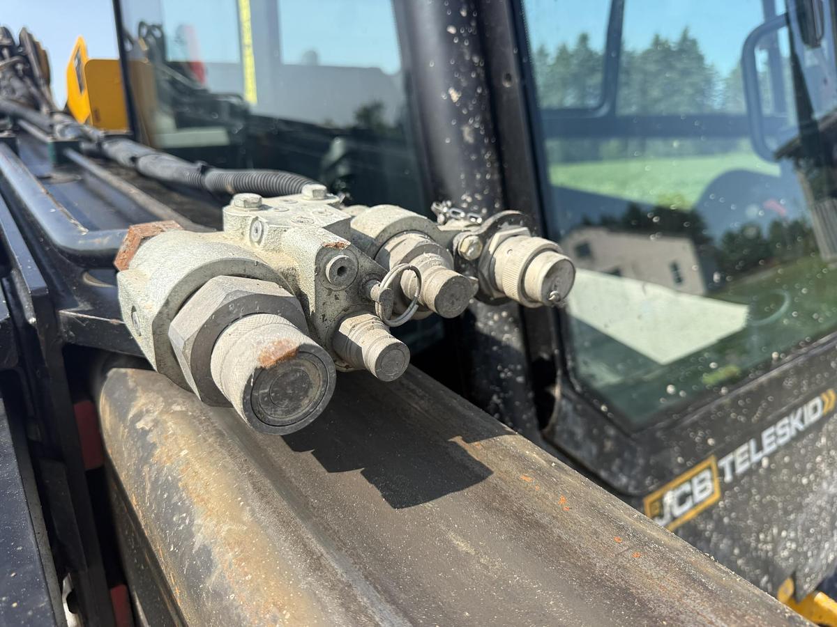 Used 2020 JCB 3TS 8T Teleskid, 13'3" Reach, New Tracks, Cab