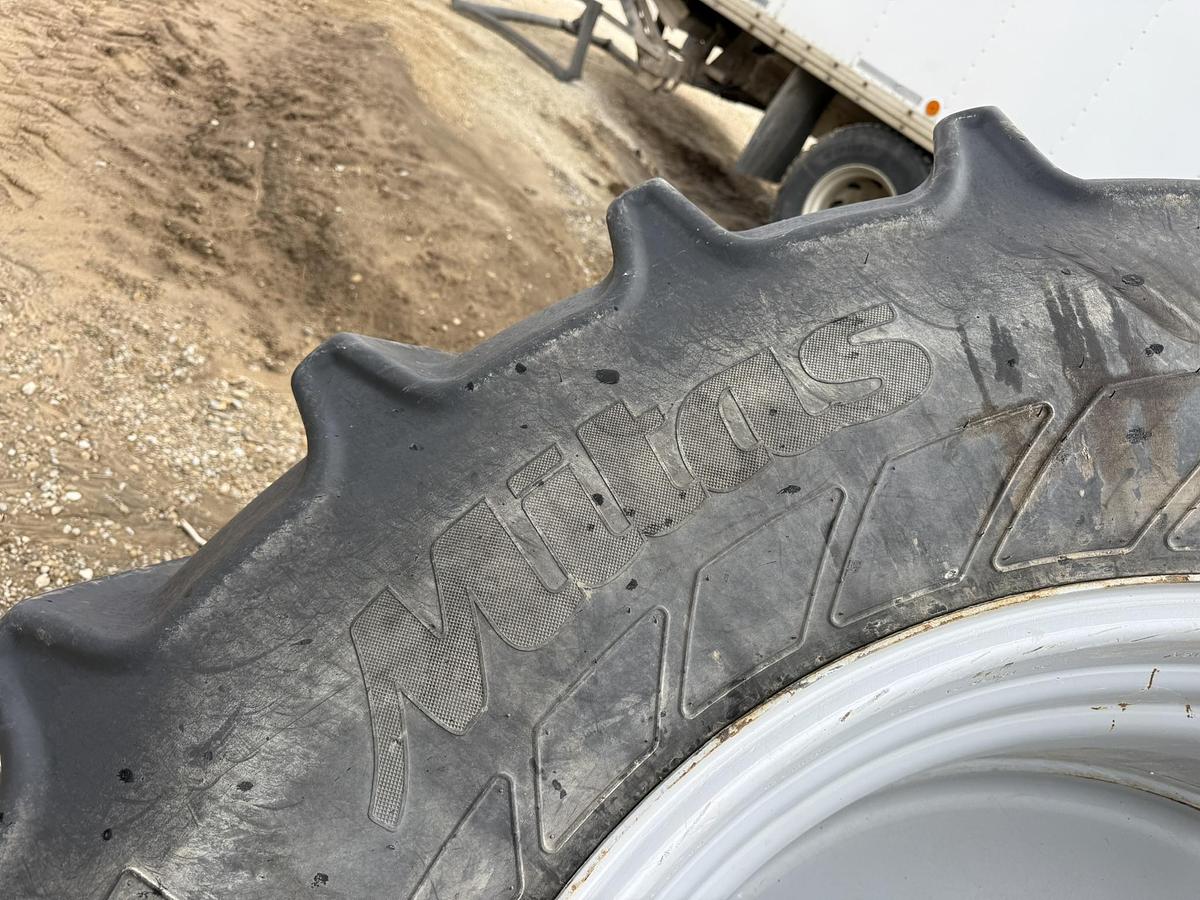 Used Agco 1100C, Amazone Zg-TS 100001 Speader