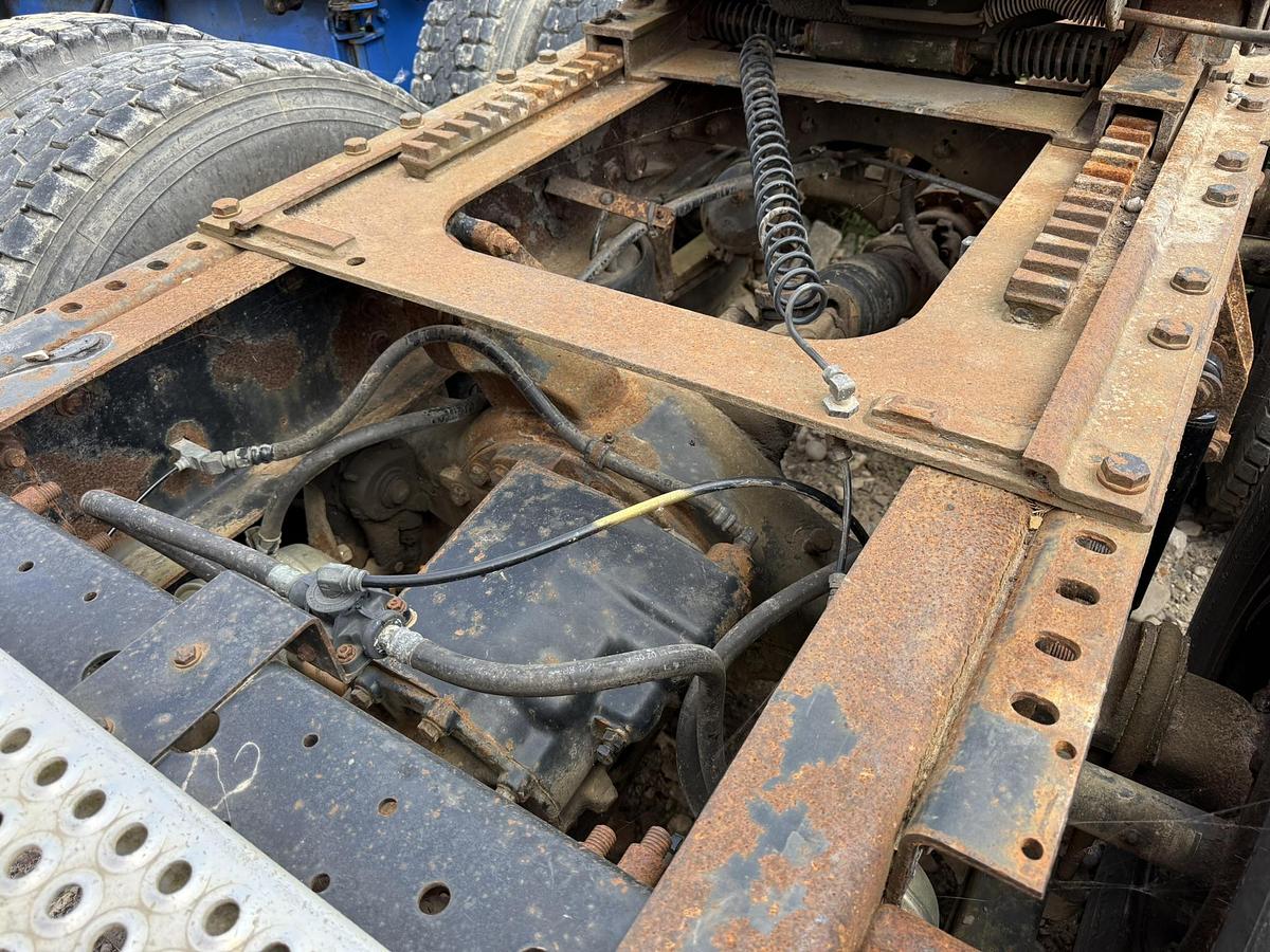 Used 2005 International 9200i