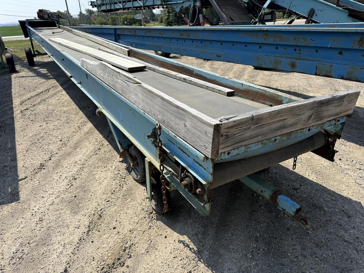 Used Haines Haines 34' Conveyor 36" Belt, Single Phase Motor