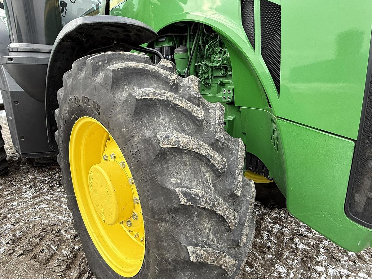 Used John Deere 8245R