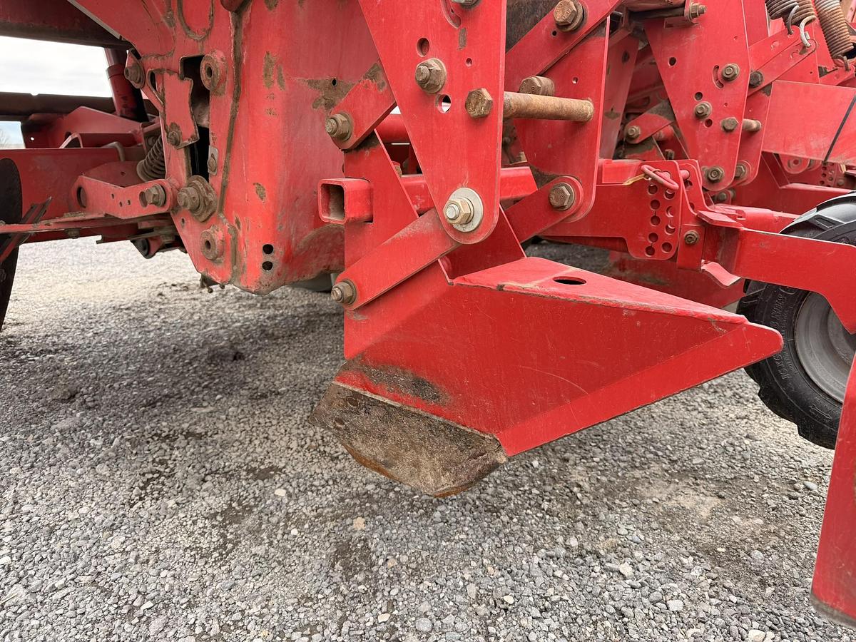 Used 2002 Grimme GL36Z 6 Row Cup Planter