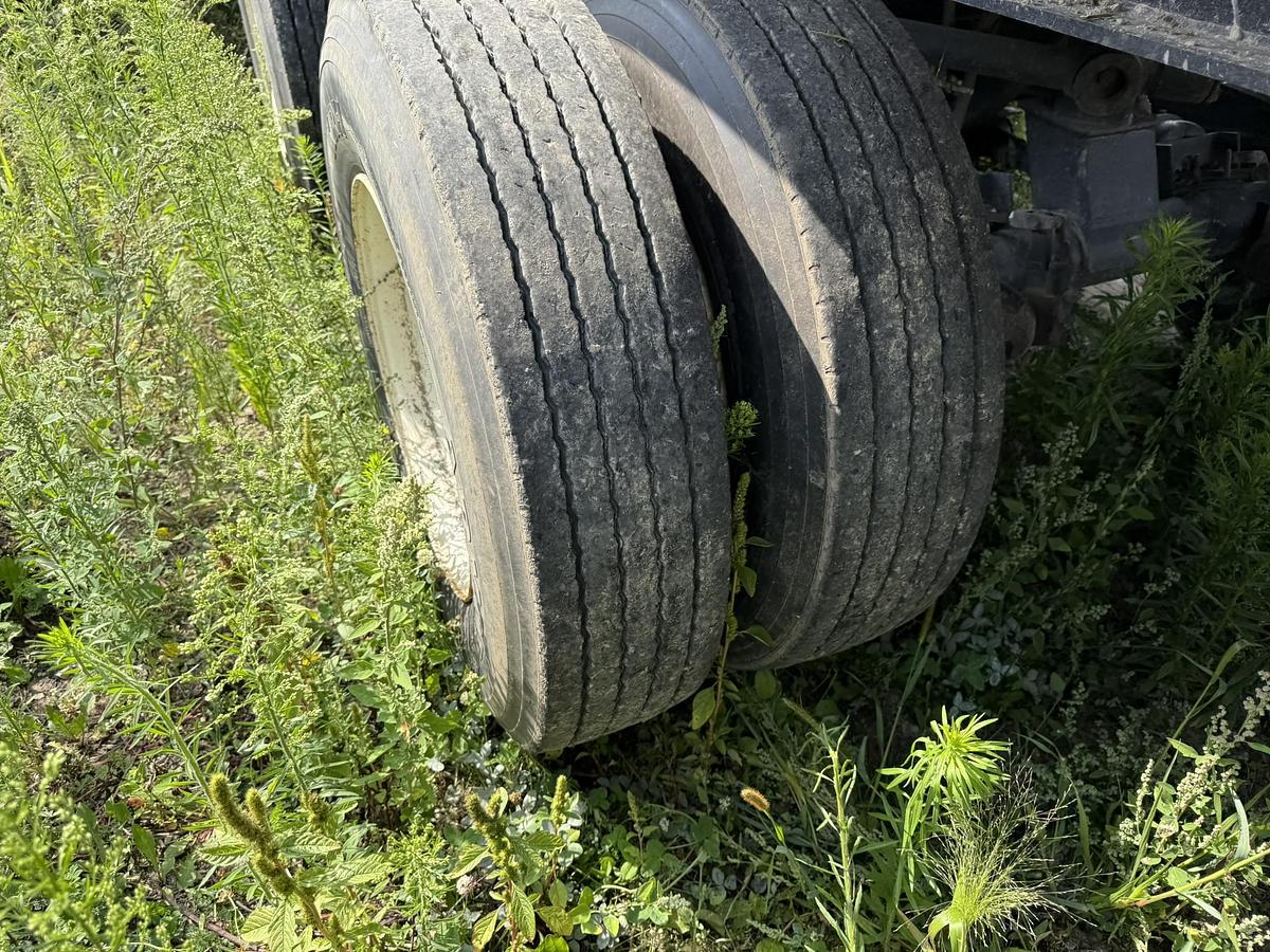 Used 1986 Cobra 40' End Dump Trailer, Electric Tarp, Hyd. Endgate