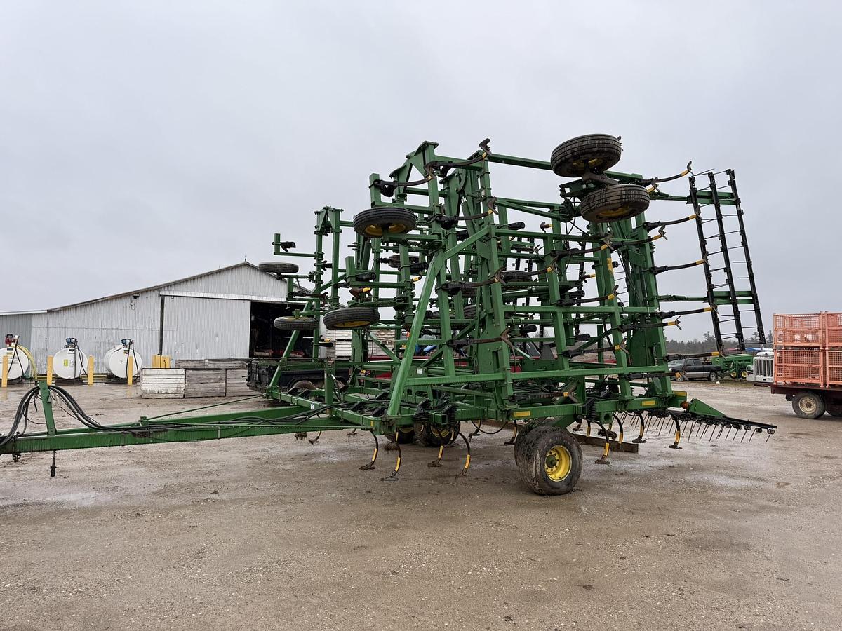 Used John Deere 985 49'5" 5 Section Cultivator