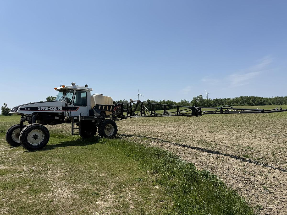 Used 2004 Spra-Coupe 4440