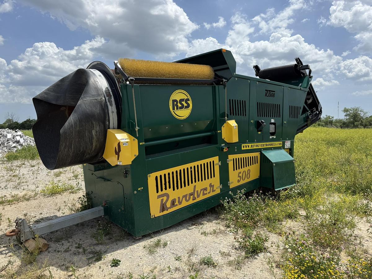 Used 2022 Revolver RT508 Portable Trommel Screener, Cat Diesel, 150 Hours 1/2" Screen