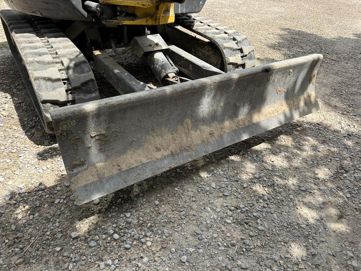 Used Kobelco SK30SR-3 Mini Excavator, Cab, Hydaulic Thumb