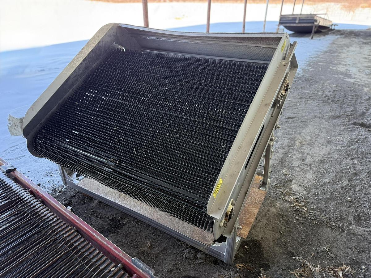 Used Univerco 60" Hedge Hog