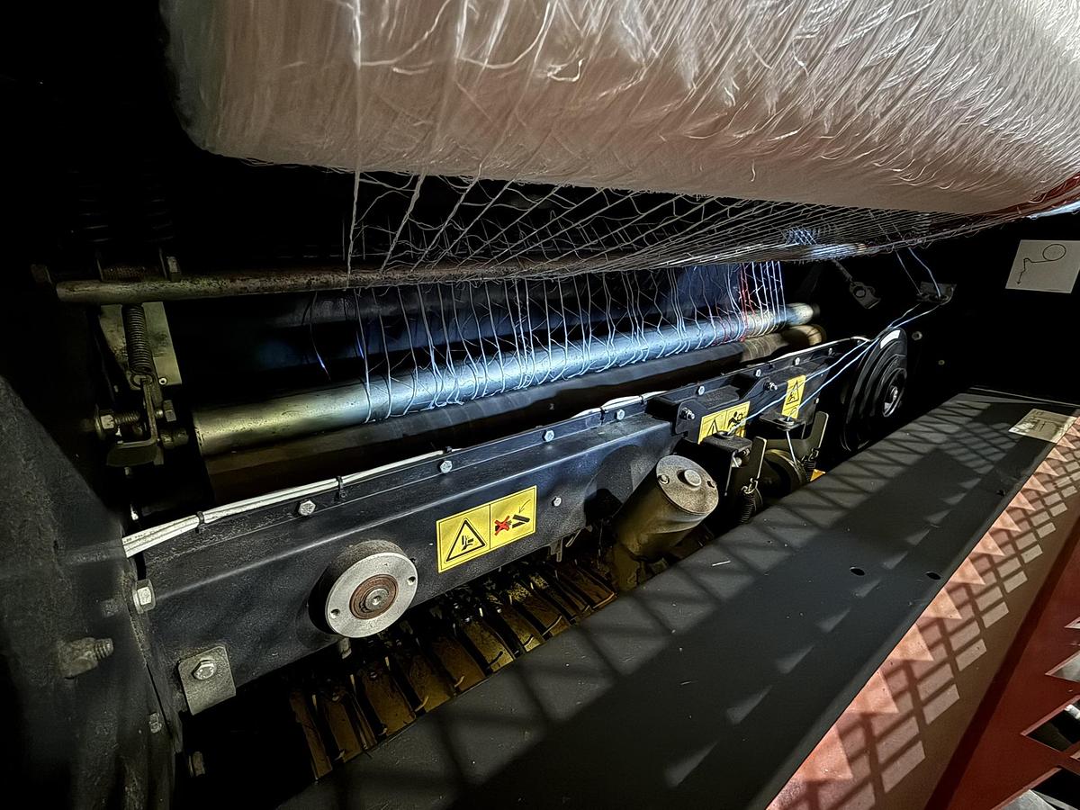 Used New Holland RF450 Utlilty