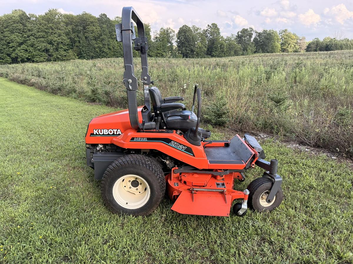 Used 2005 Kubota ZD21 Commercial Zero Turn Diesel