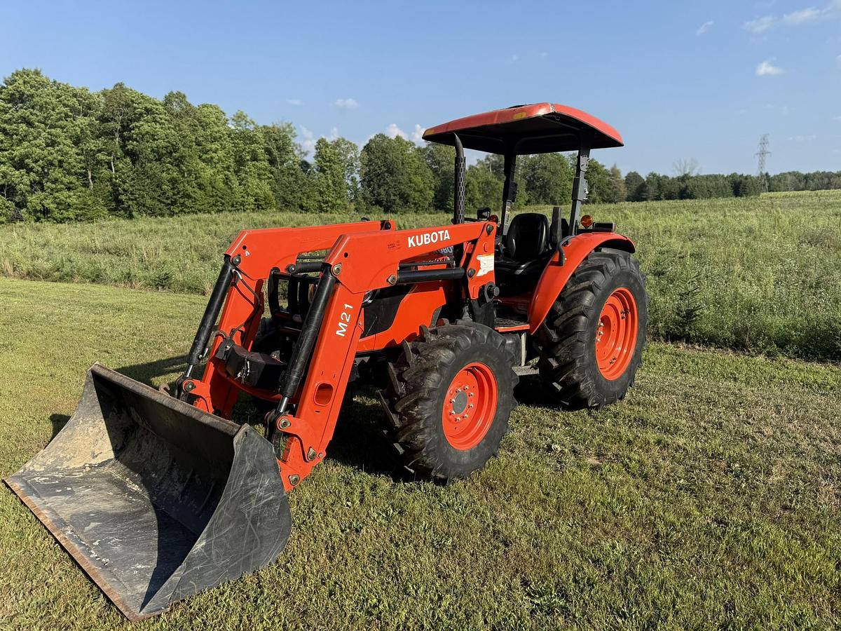 Used 2013 Kubota M7040 ROPS 4WD Loader Tractor