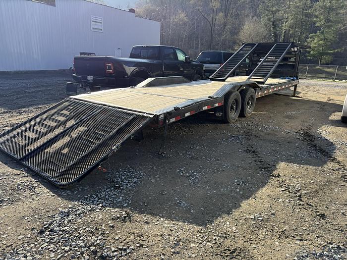 Used Load Trail 30' Goose Neck Tandem 7,000lbs