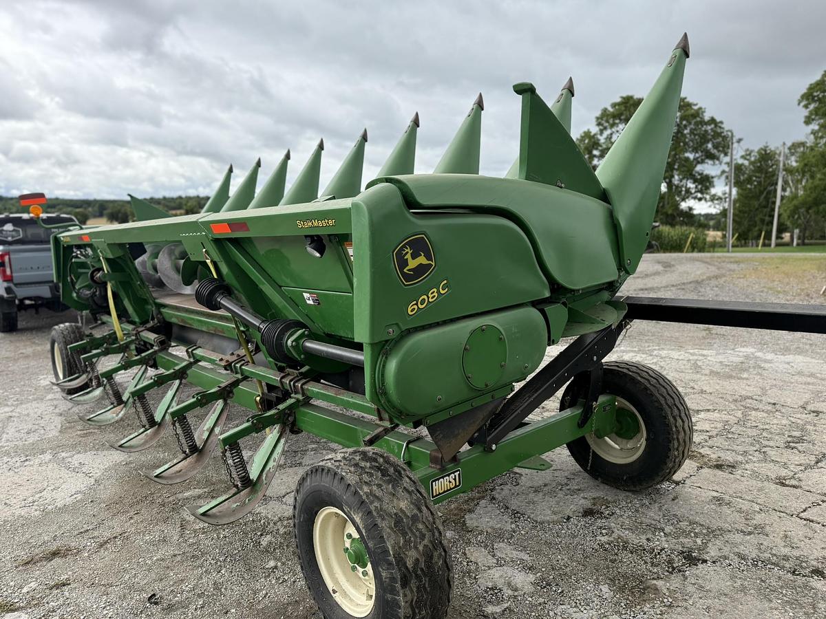 Used 2011 John Deere 608C Stalkmaster, Hyd. Deck Plate, HHS, Field Ready