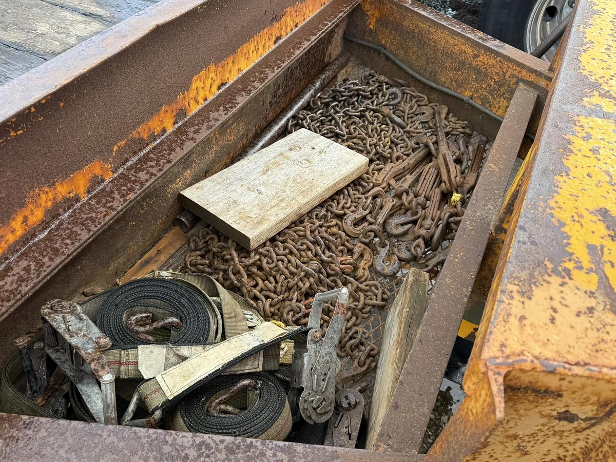 Used Hudson 23' Deck Over, Tri-Axle, Ramps