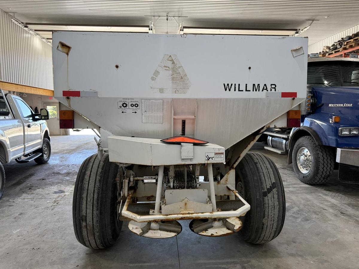 Used Willmar Super 800
