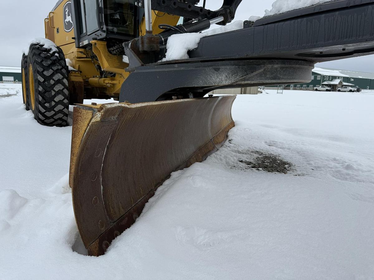 Used 2020 Deere 772GP Motor Grader