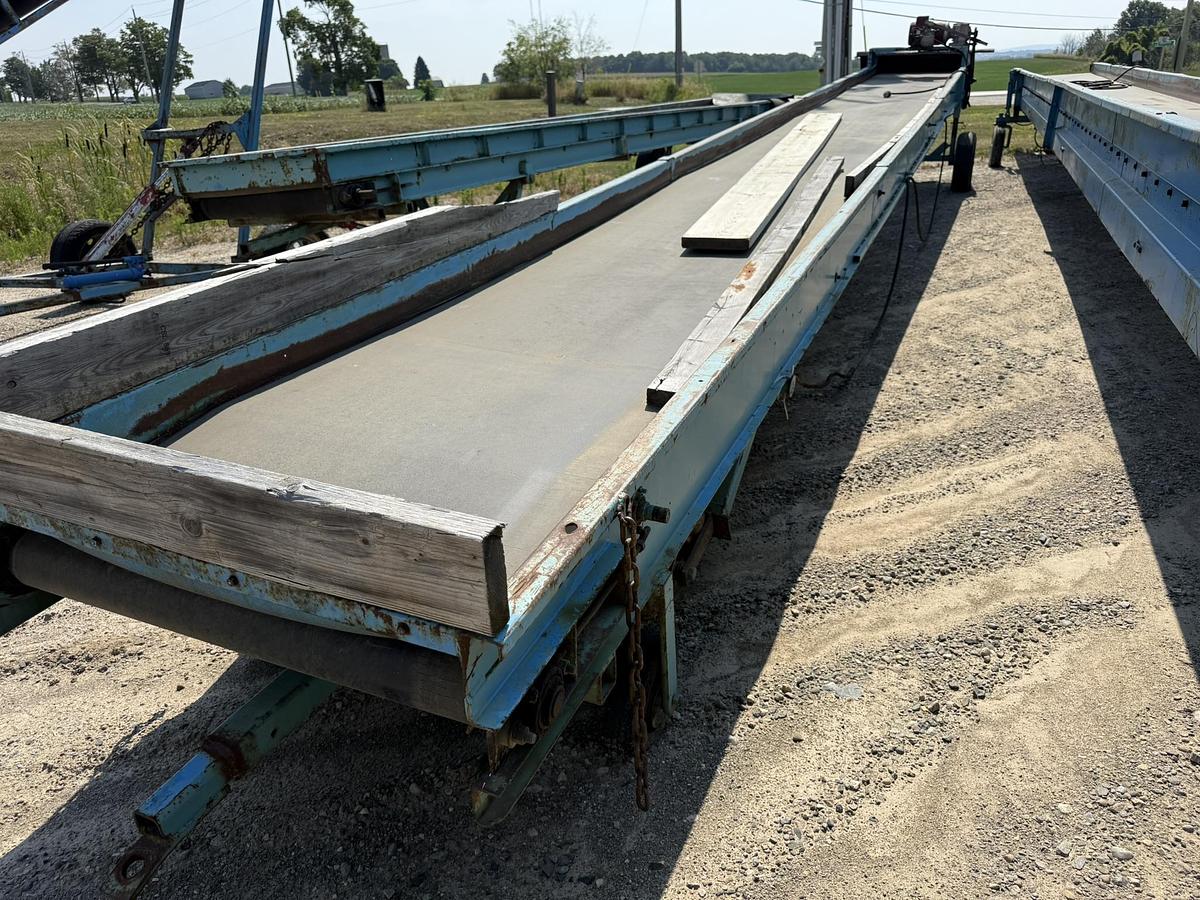 Used Haines Haines 34' Conveyor 36" Belt, Single Phase Motor