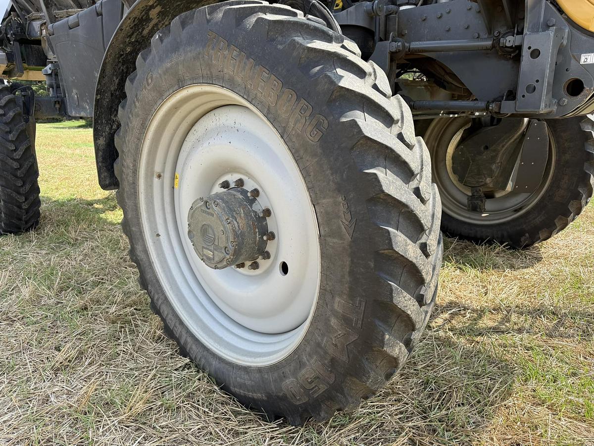 Used Agco 1100C, Amazone Zg-TS 100001 Speader