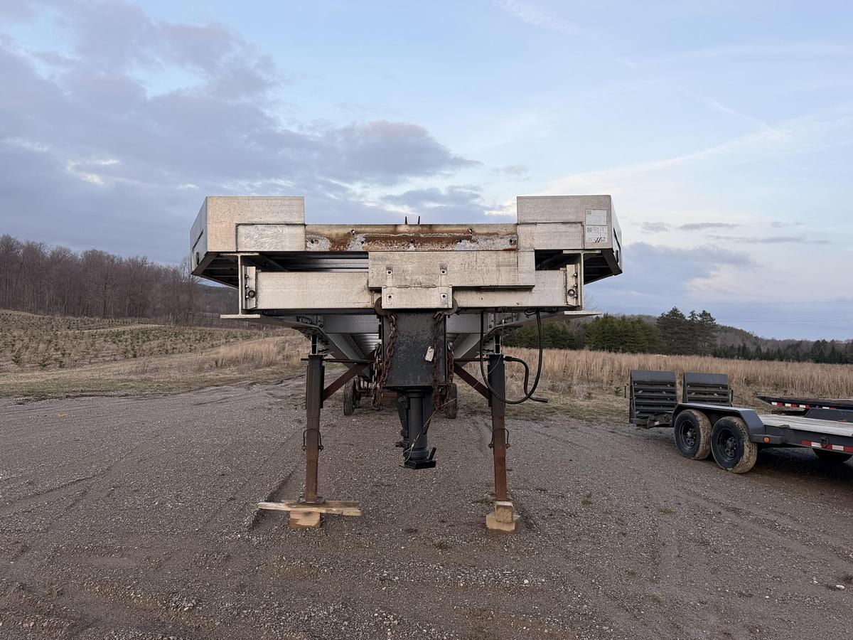 Used 2005 Rance 50' Aluminum Wedge Trailer