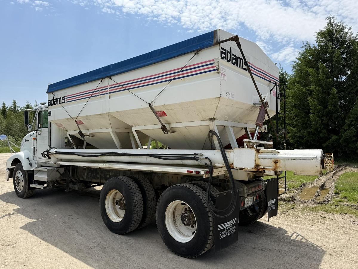 Used 1995 International Adam's 16 Ton Side Shooter Tender Box