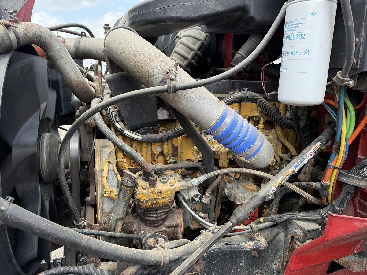 Used 2005 International 9200i