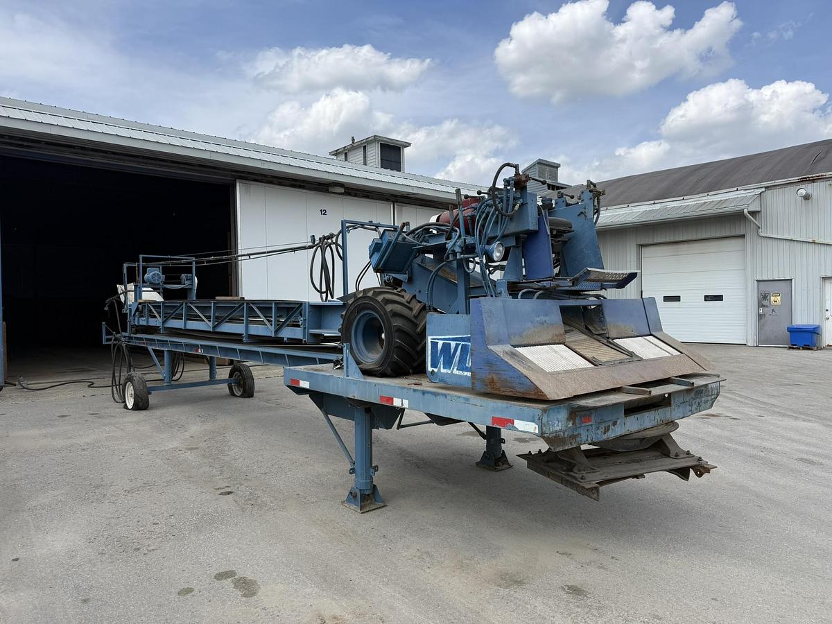 Used Spudnik 53' Self Propelled Van/Truck Unloader