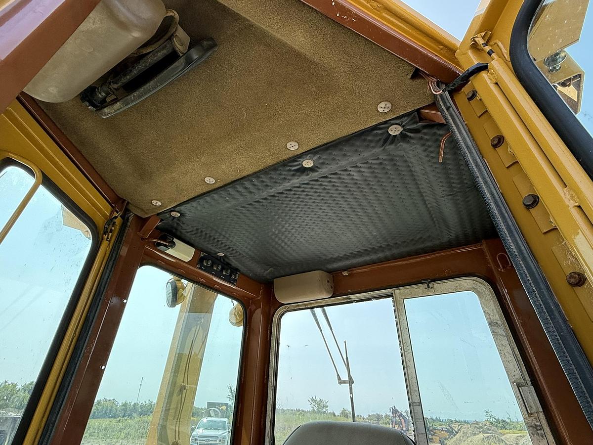 Used 1988 Caterpillar D5H Dozer