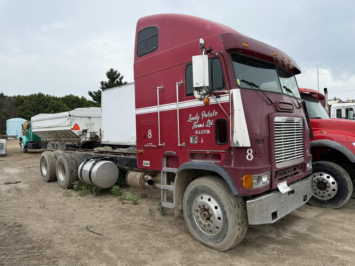 Used Freightliner FLB Cab Over, Cat 350, 13 Speed
