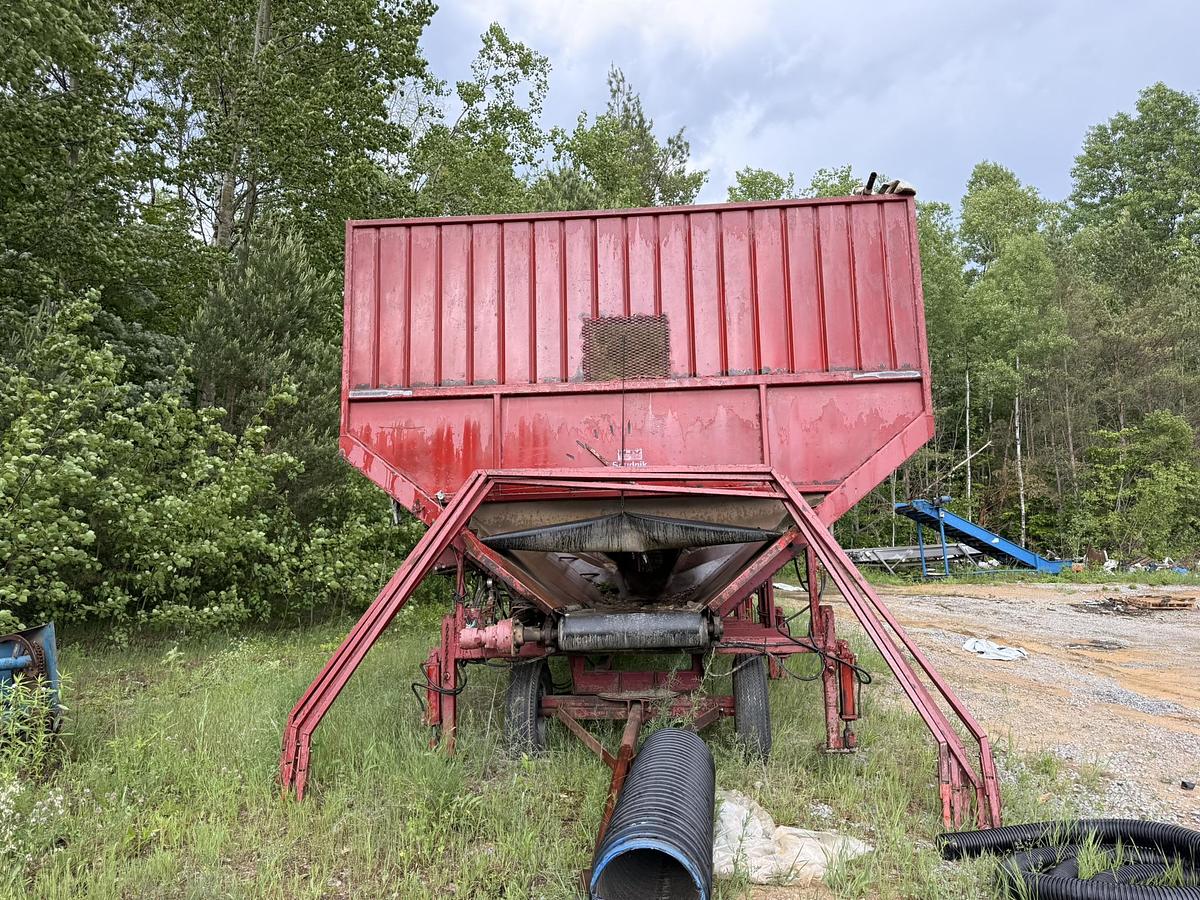 Used Spudnik 600 CWT Even Flow