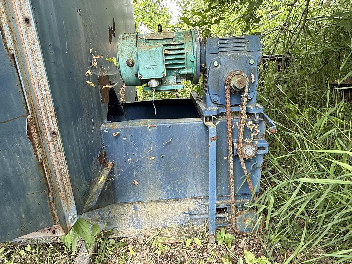 Used Alliston Machinery 500 CWT (25 ton) Hopper