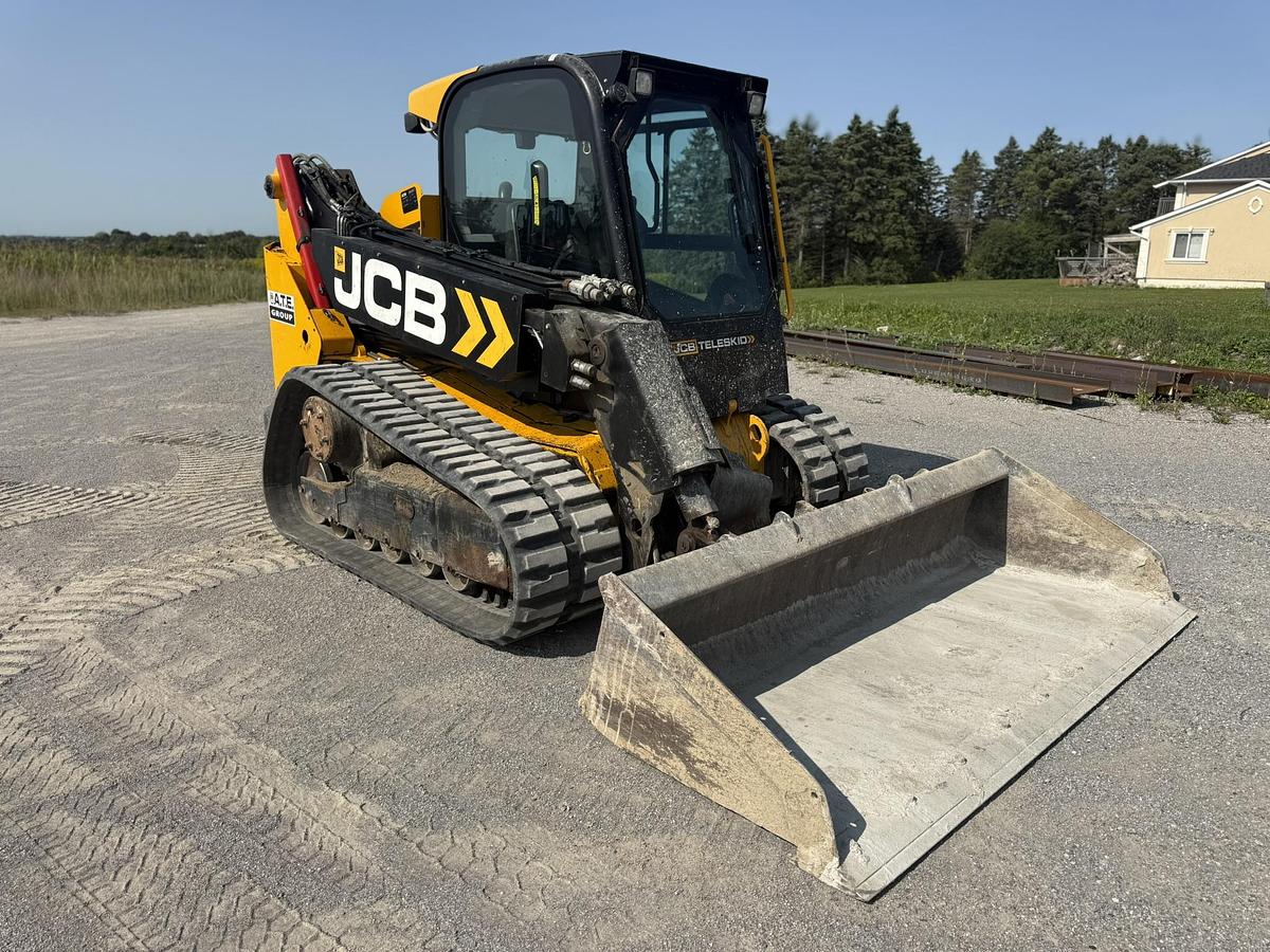 Used 2020 JCB 3TS 8T Teleskid, 13'3" Reach, New Tracks, Cab