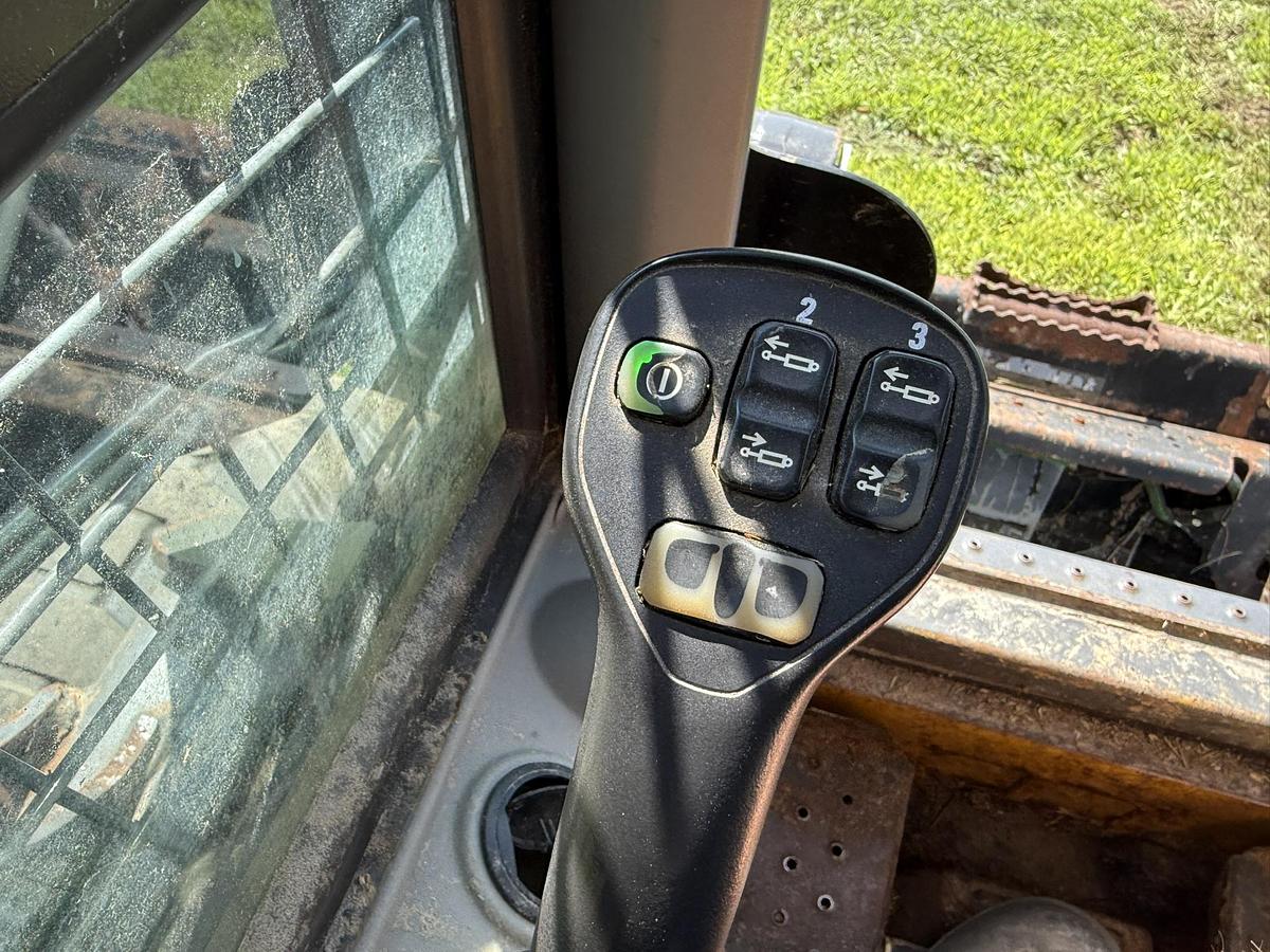 Used 2020 New Holland L320