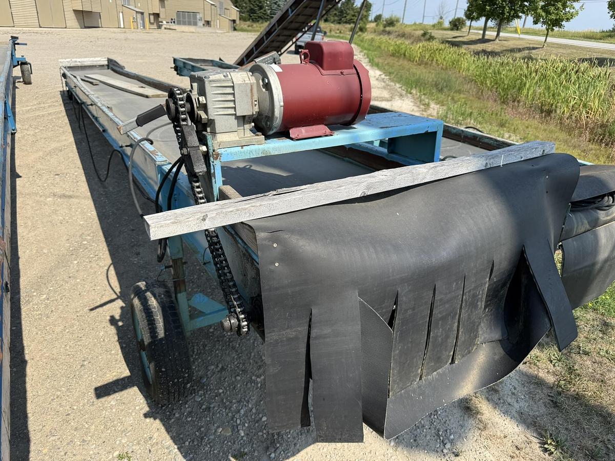 Used Haines Haines 34' Conveyor 36" Belt, Single Phase Motor