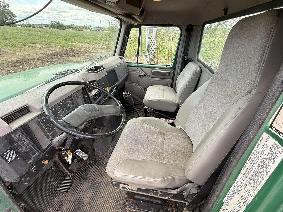 Used 1998 International Navistar 4700 Single Axle Cab and Chassis