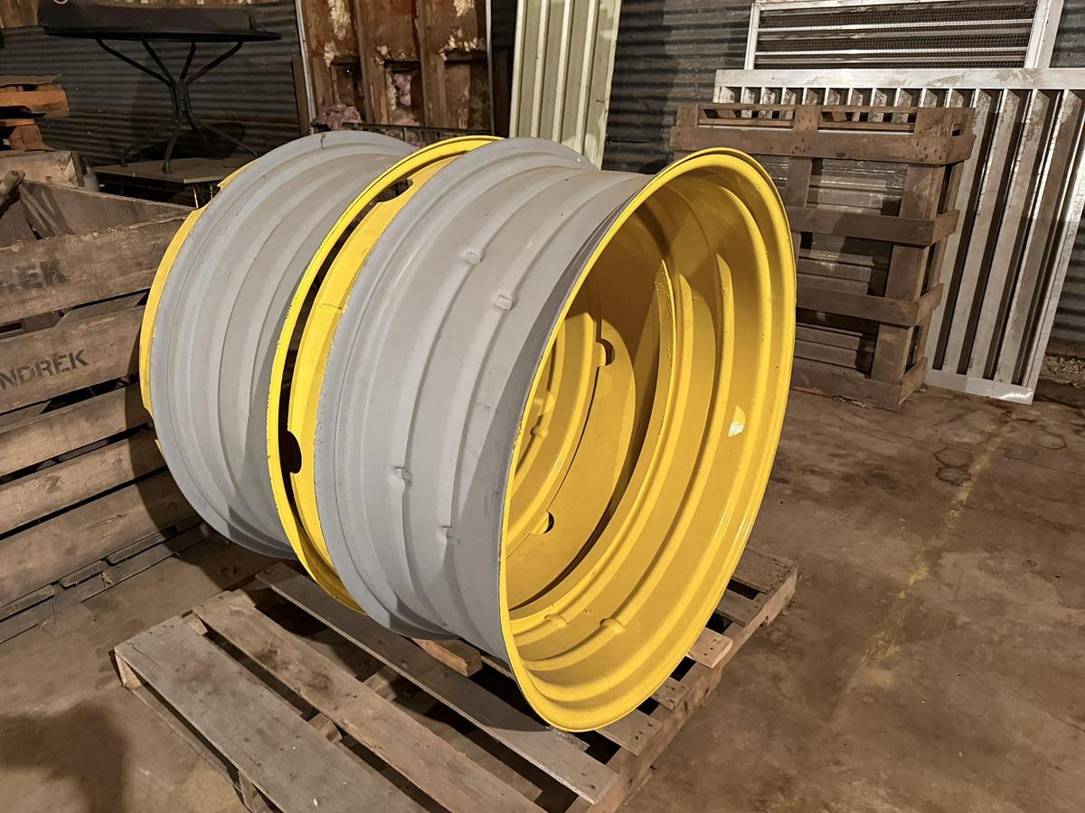 Used Snap-On Dual Rims 15.5x38