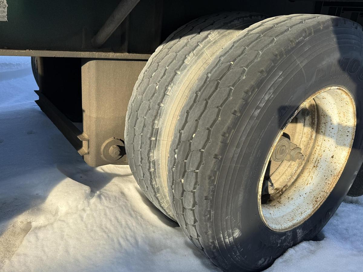 Used 1989 Fruehauf 48', 4 Axle Flat Deck Trailer