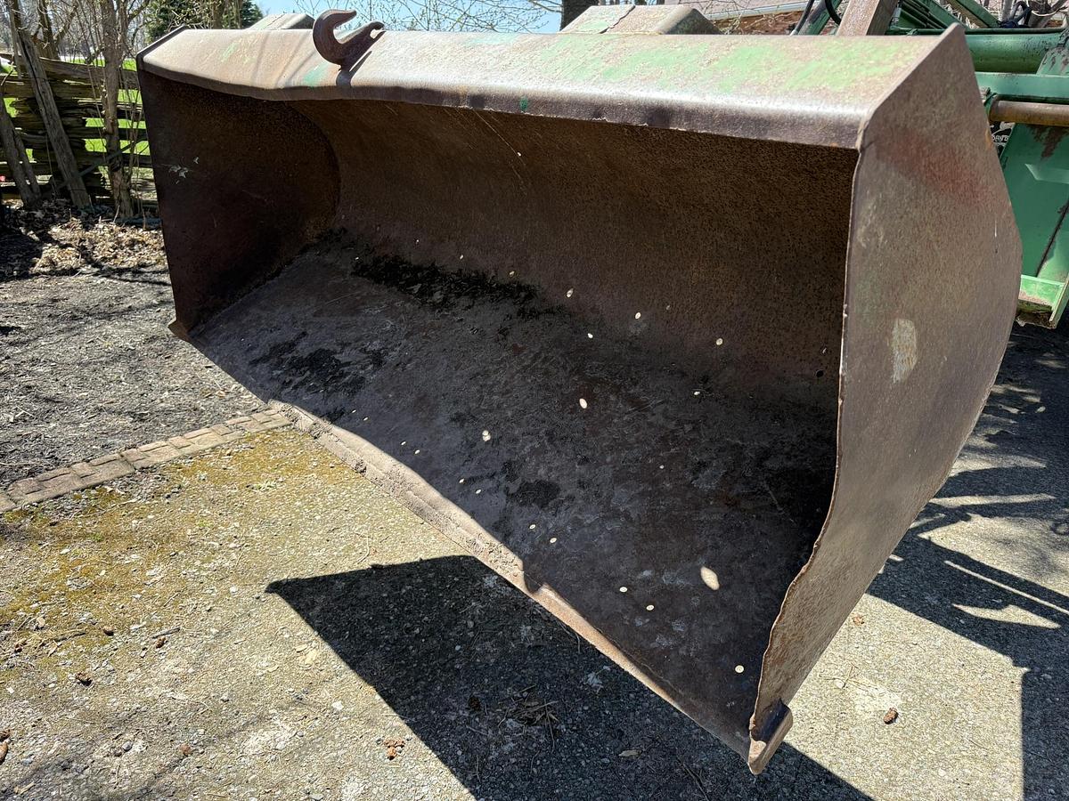 Used 1985 John Deere 1640 Loader Tractor