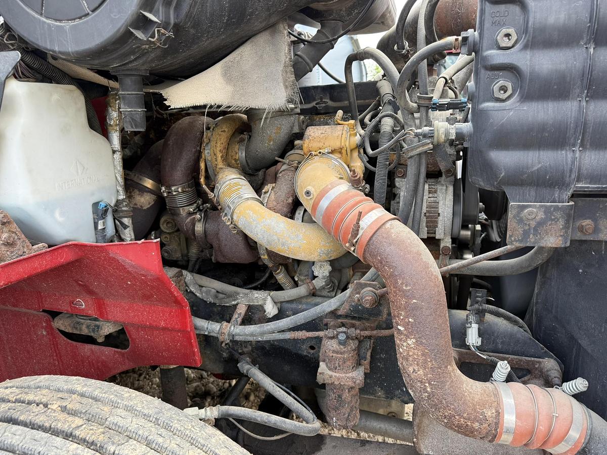 Used 2005 International 9200i