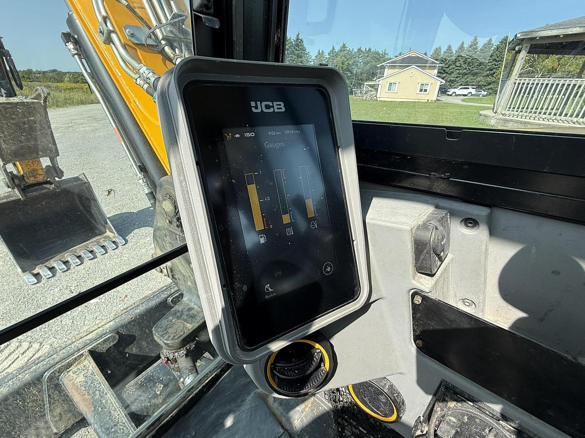 Used 2020 JCB 85Z-2 Mini Excavator, AMI Thumb, Bucket, Blade, Cab, 1093Hrs