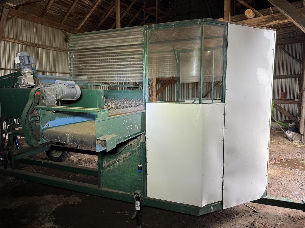 Used Mobile Grading Station 60" Star Table, Single Phase