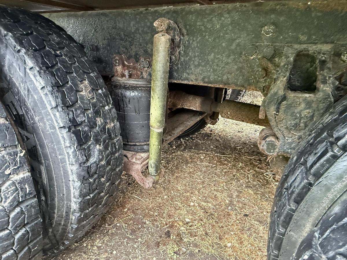 Used Western Star Cat 3406 8LL Eaton Alliston Machinery 24' Bulk Box