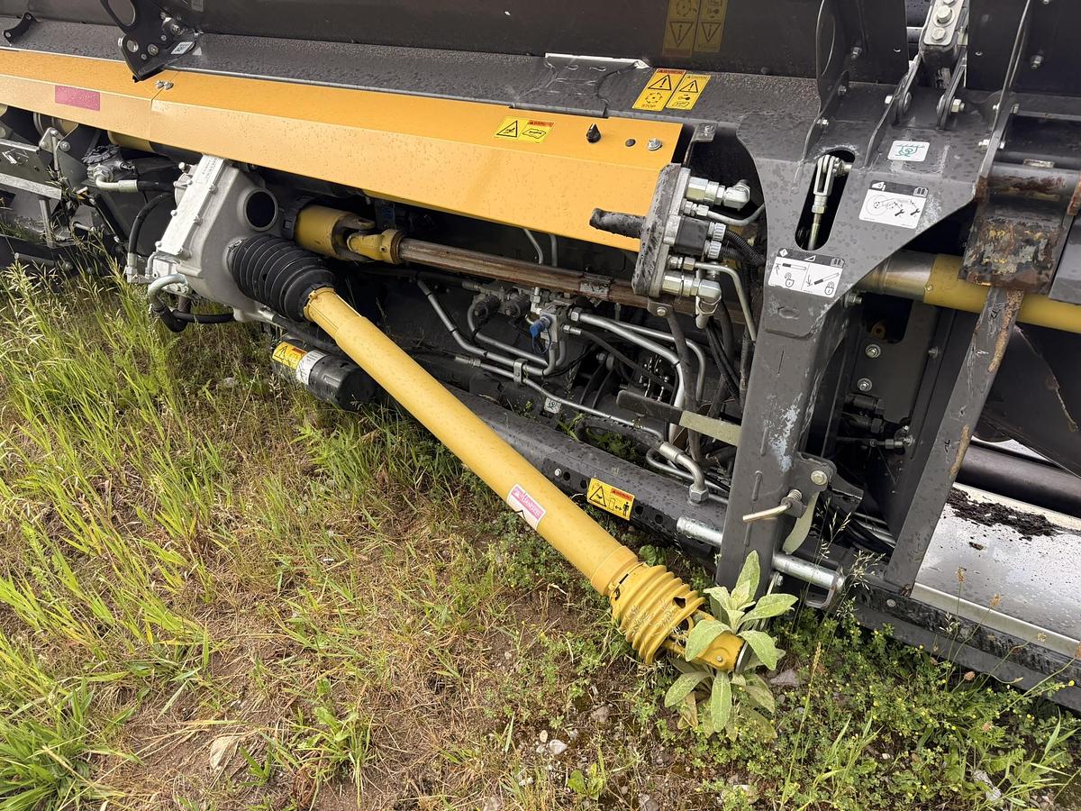 Used 2019 Claas 1230 Convio 40' Flex Darper