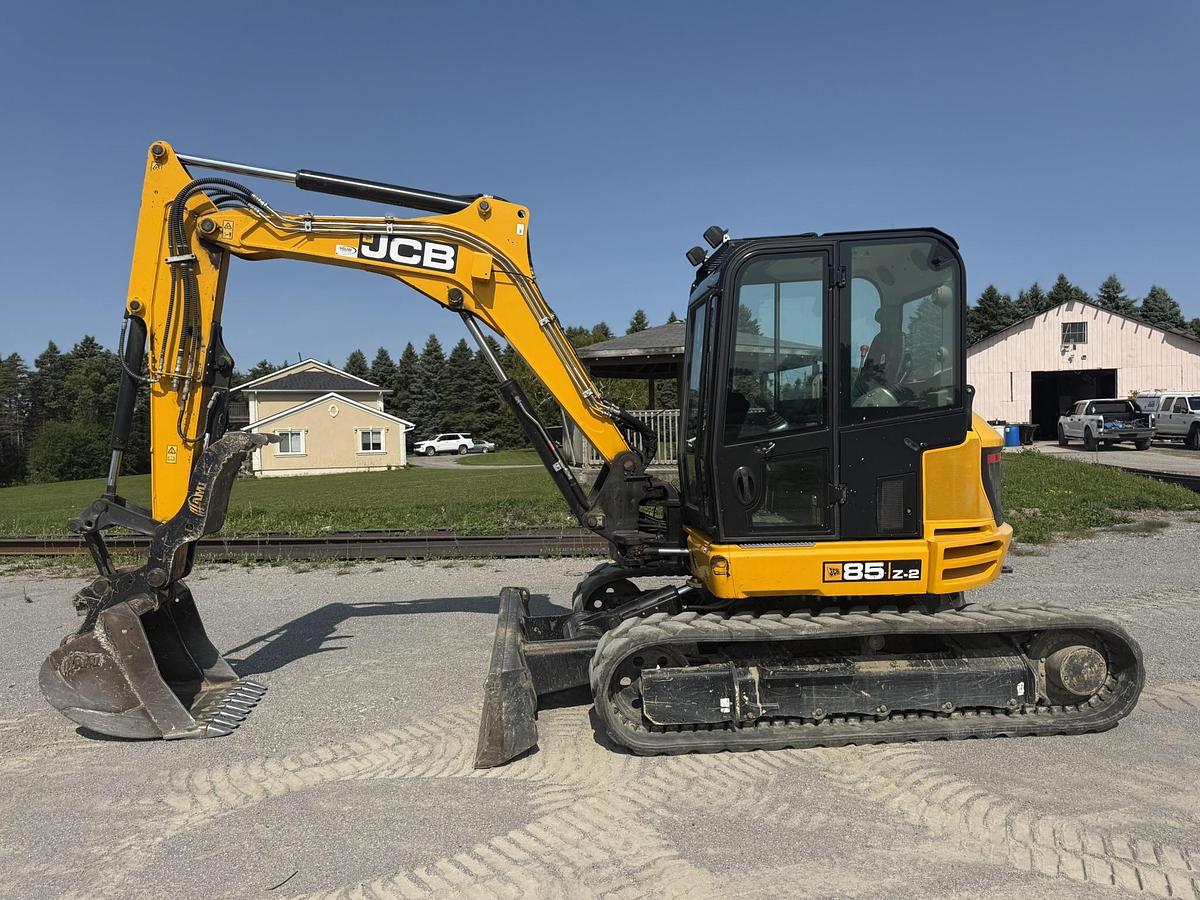 Used 2020 JCB 85Z-2 Mini Excavator, AMI Thumb, Bucket, Blade, Cab, 1093Hrs